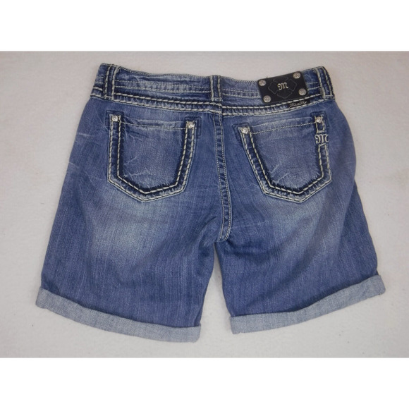 Miss Me JB5014H105‎ Boyfriend Bermuda Shorts Womens 29 Embroidered Distressed - Picture 2 of 12